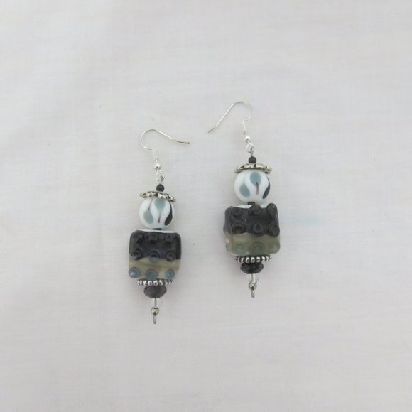 New Chunky Black Gray Glass Hand Crafted Earrings - Picture 3 of 6